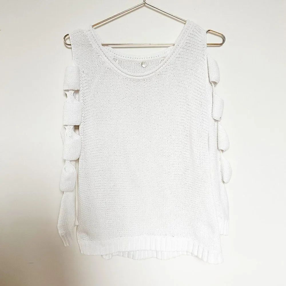 Margaret O'leary White Cut Out Sleeve Knit Sweater